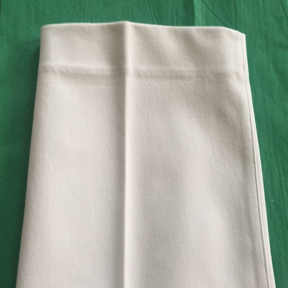 NWT SPANX On-the-Go Classic White Slim Straight Pants - Picture 4 of 5